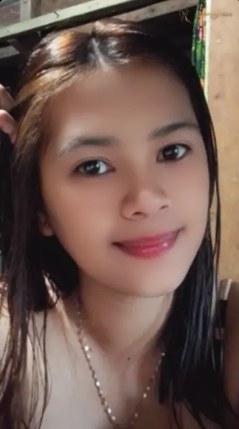 Khrizell, 30