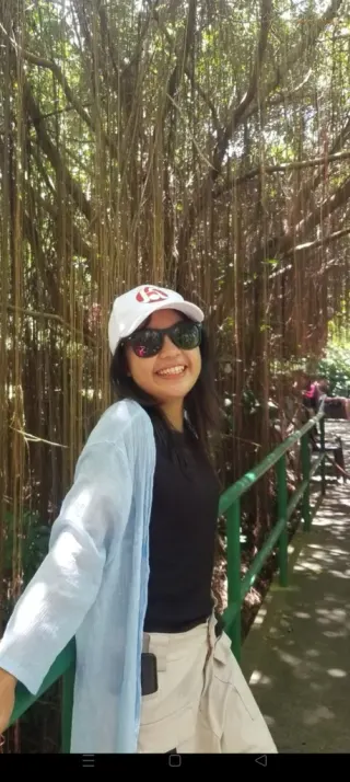 Jenalyn, 23
