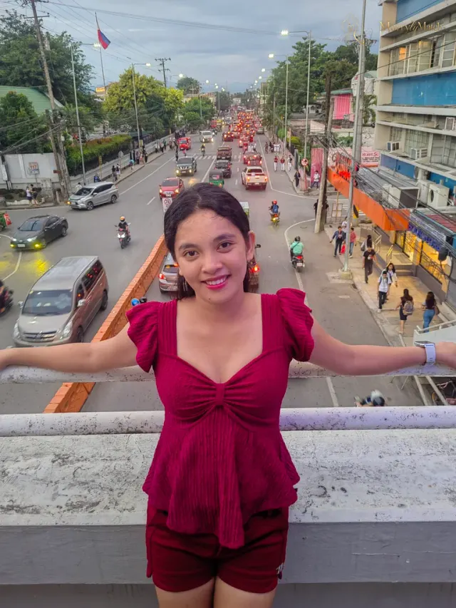 catherine, 23