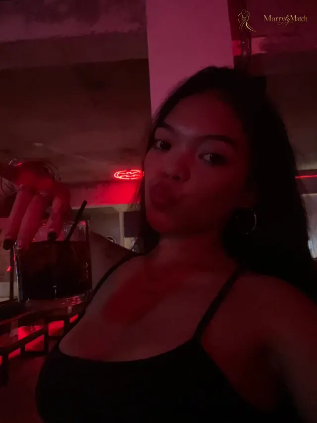 joyce, 22