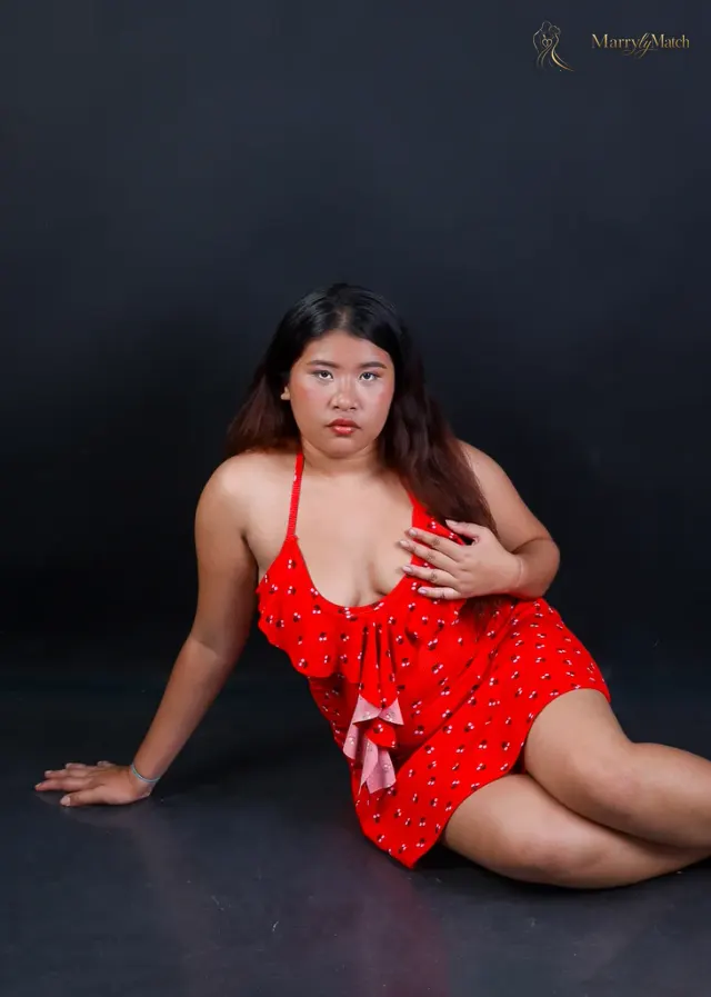 Hannie, 19