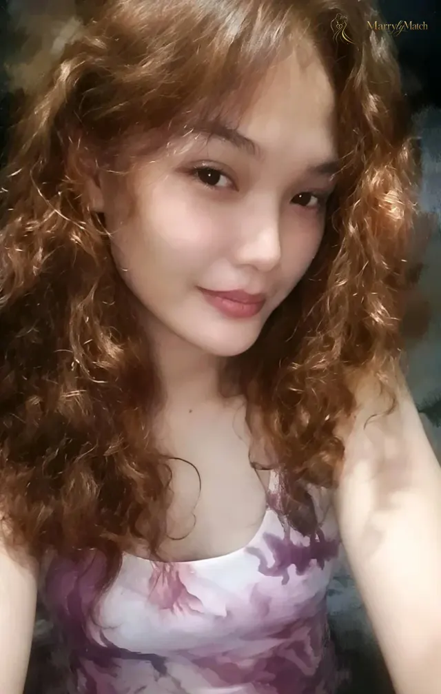 Patricia, 18