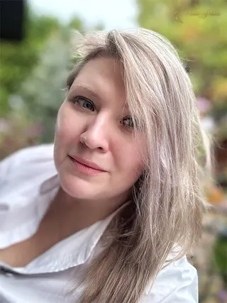 Another photo of MARIANNA