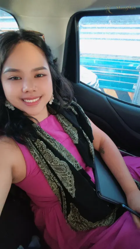 Arissa, 33