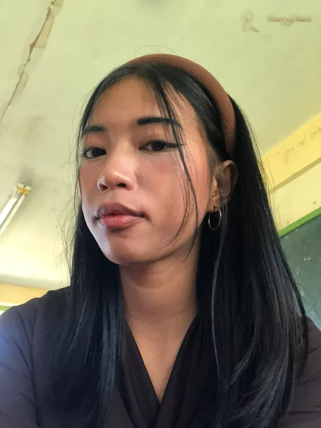 Melody, 19