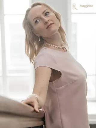 NADEZHDA, 44