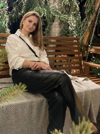 INNA, 46
