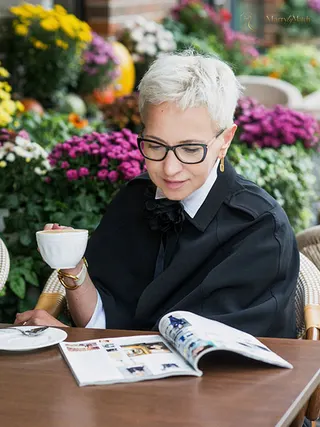 Another photo of LARISA