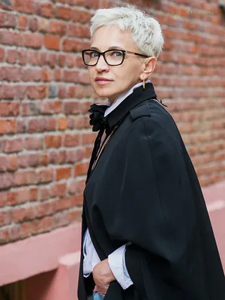 LARISA, 55