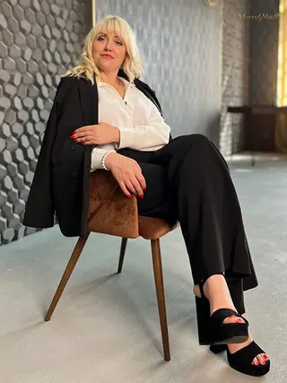 Another photo of NATALYA