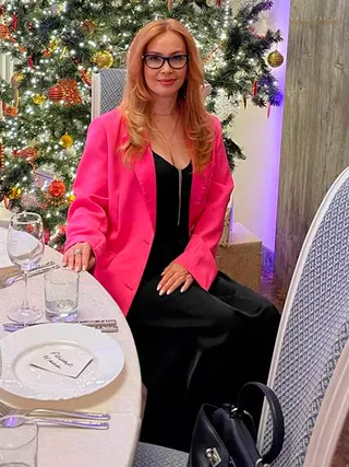 Another photo of SVETLANA