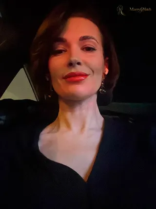 Another photo of ALINA