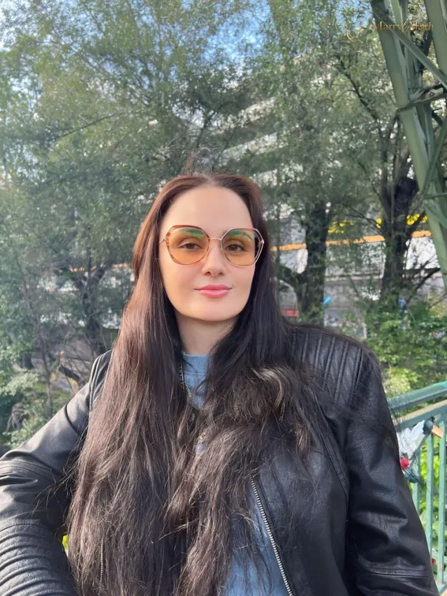 Another photo of Yuliia