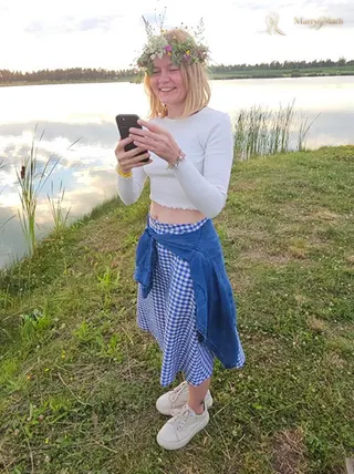 Another photo of VALENTINA