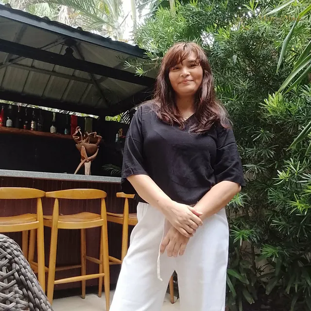 Janet, 51