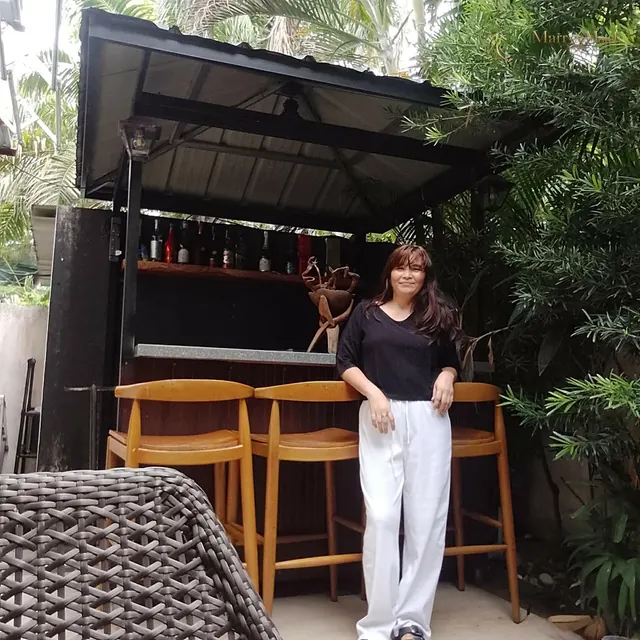 Another photo of Janet