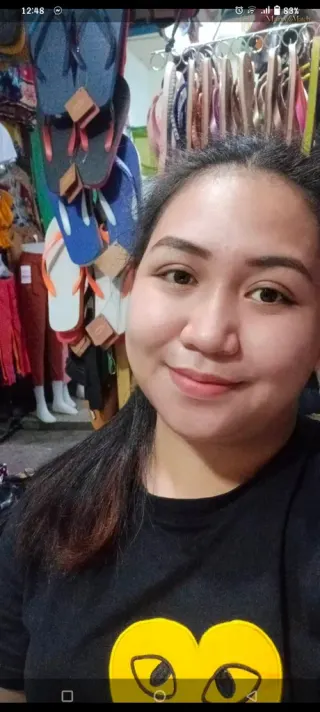Another photo of reydel marie