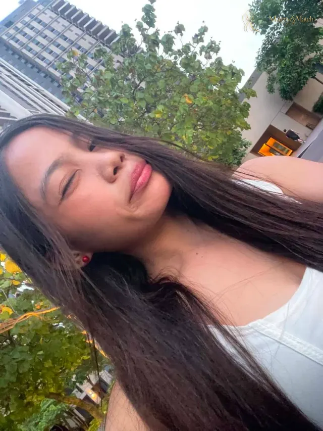 Another photo of JAZEL
