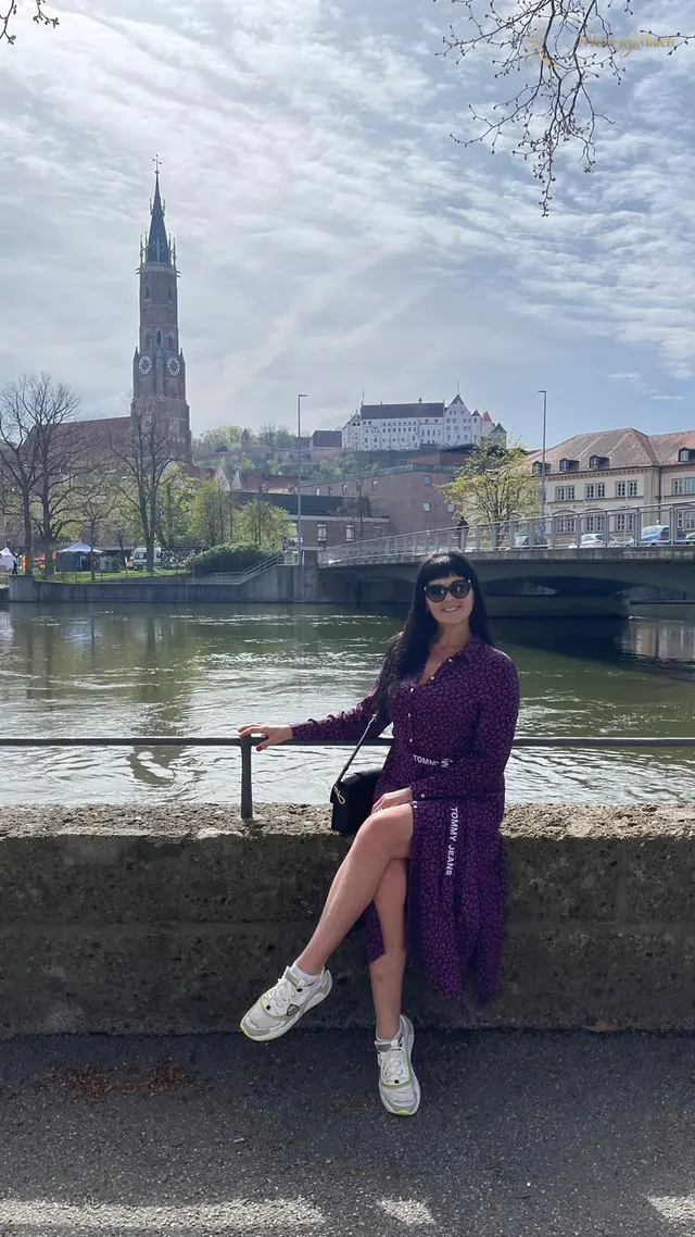 Another photo of Viktoria