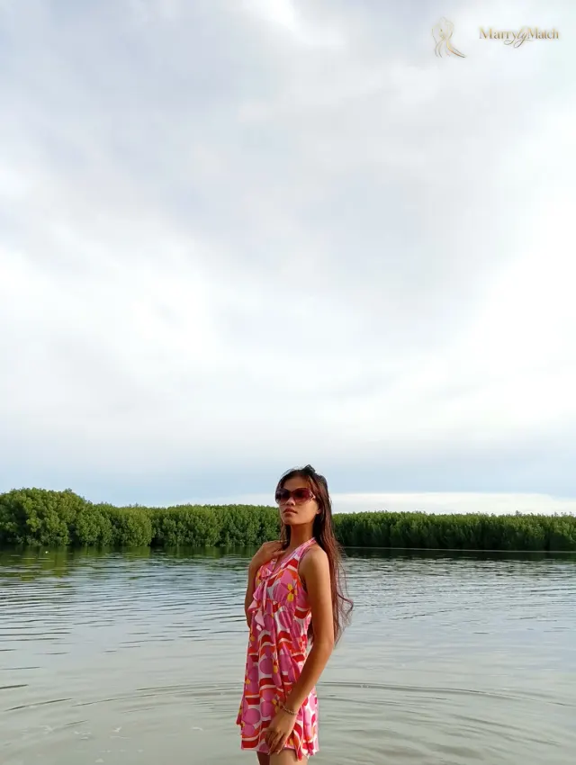 Another photo of Imee Grace