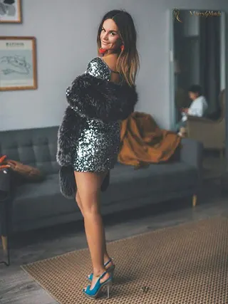NINA, 44
