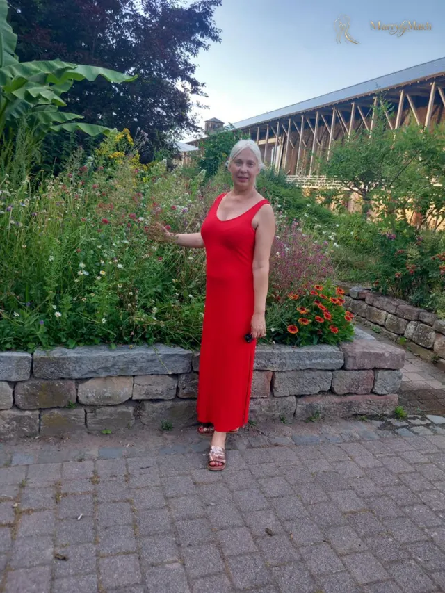 Another photo of Viktoriya