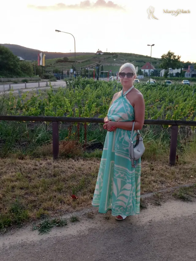 Another photo of Viktoriya
