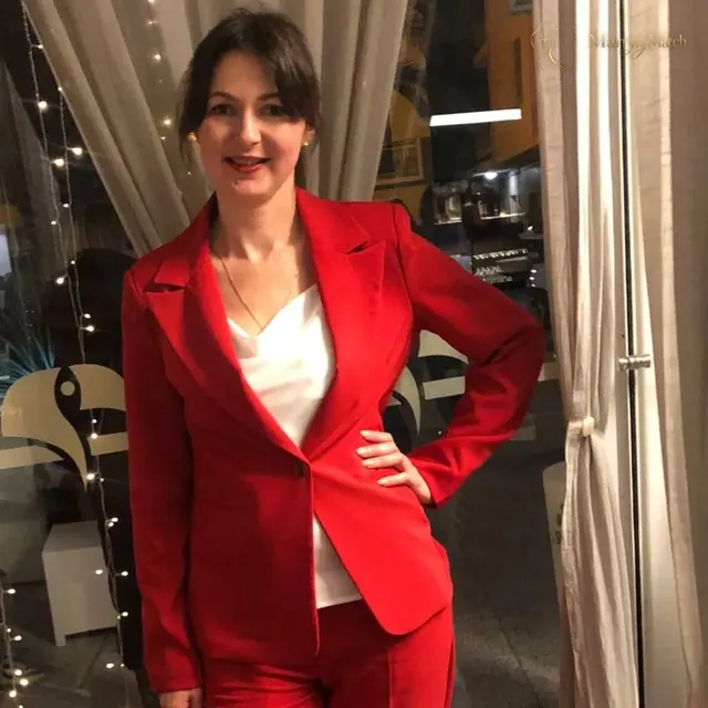 Viktoriia, 40