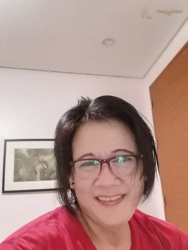 Another photo of Theresa