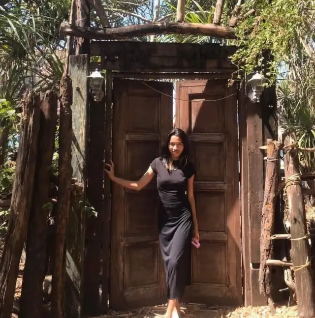 Anthonette, 23