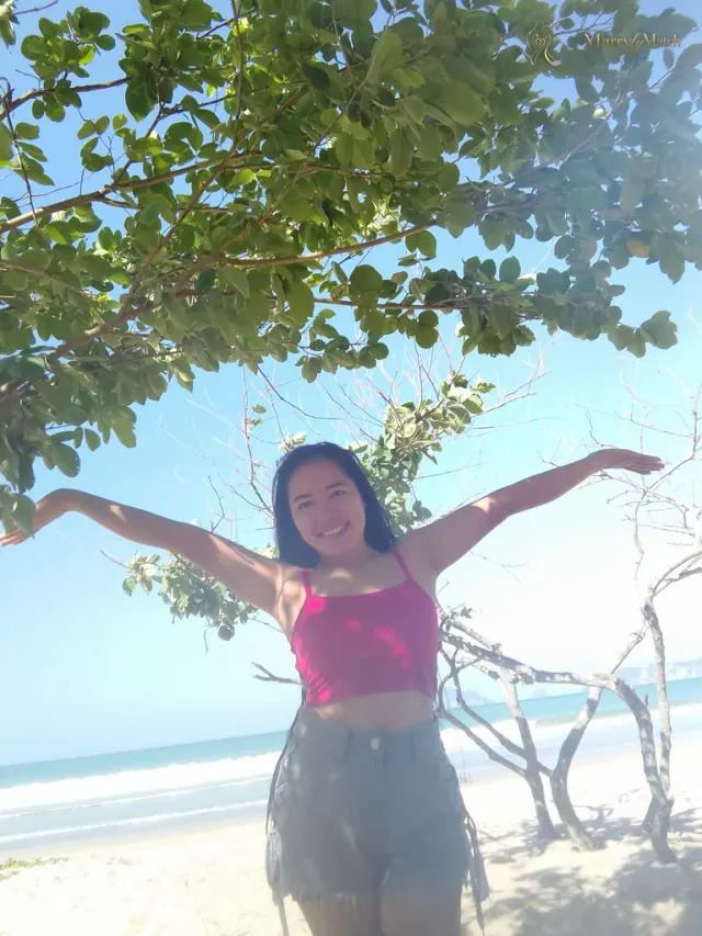 Lyn, 27