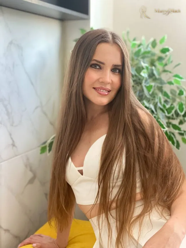 Iryna, 40