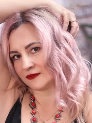 Another photo of YULIYA