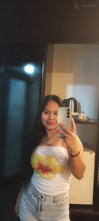 Cherry lou, 20
