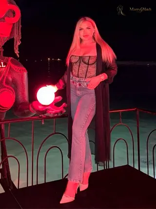Another photo of HANNA