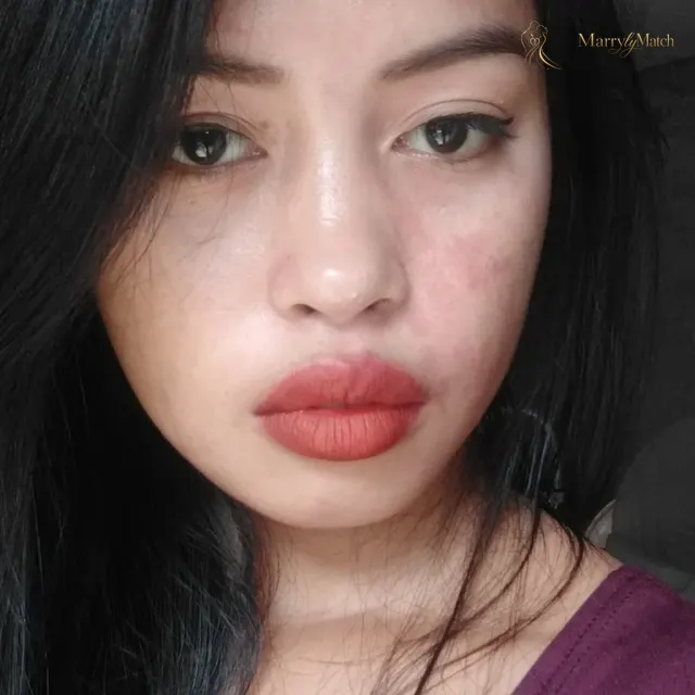 Michelle, 31
