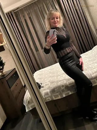 Another photo of SVETLANA