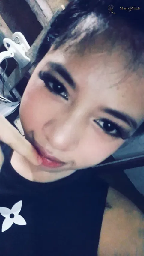 Another photo of Lalaine