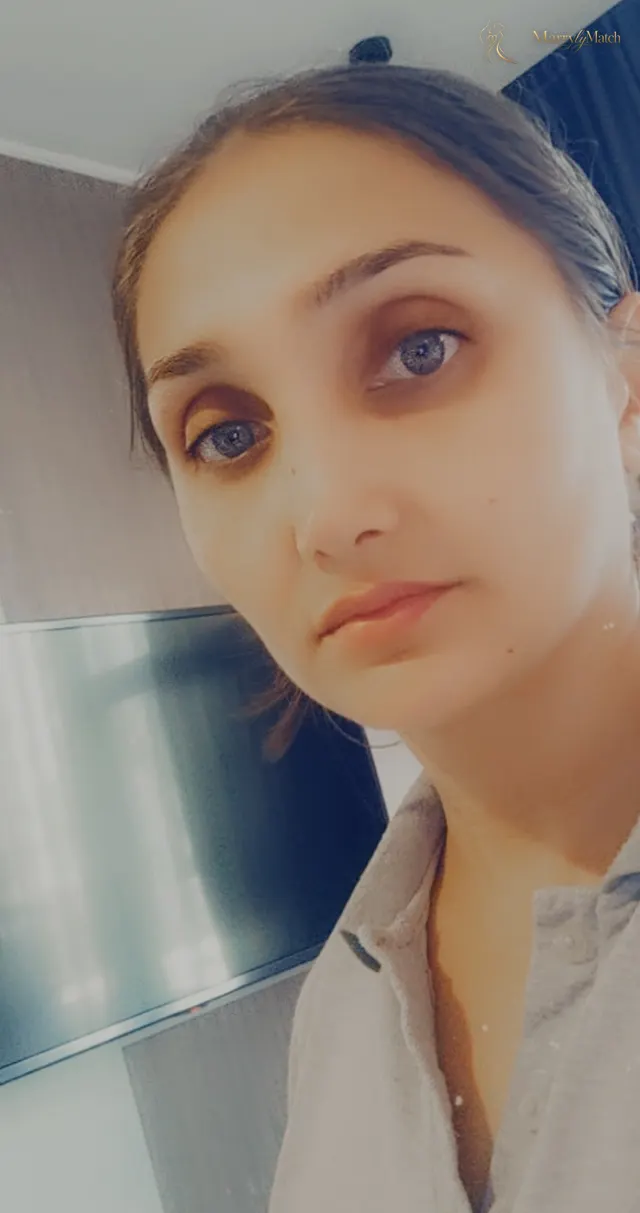 Nisa, 37