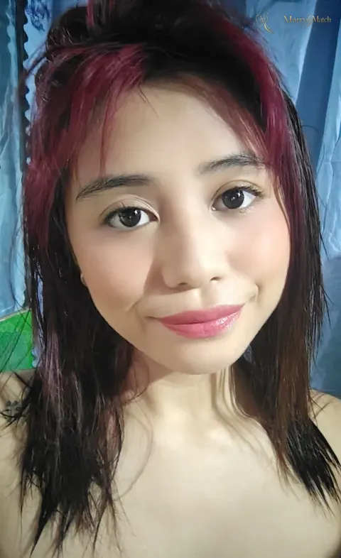 Another photo of Stephanie