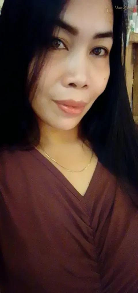 Mary, 37