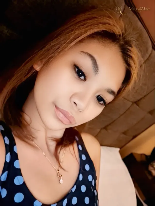 Another photo of Maria Mie