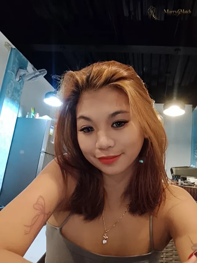 Another photo of Maria Mie