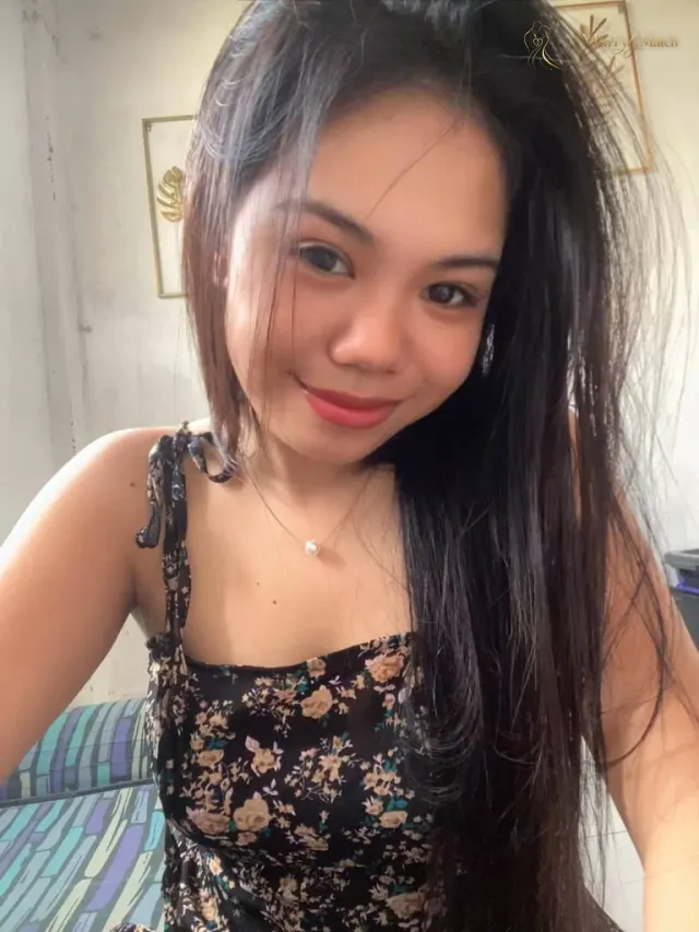 anna, 25