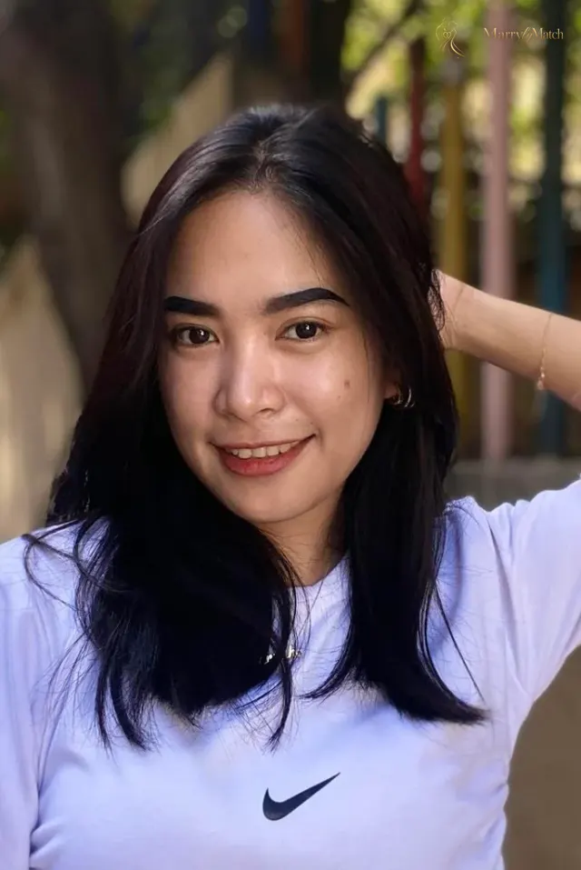 Hanna, 29