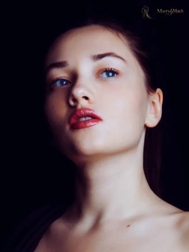 Another photo of Polina