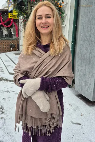 Another photo of KSENIYA