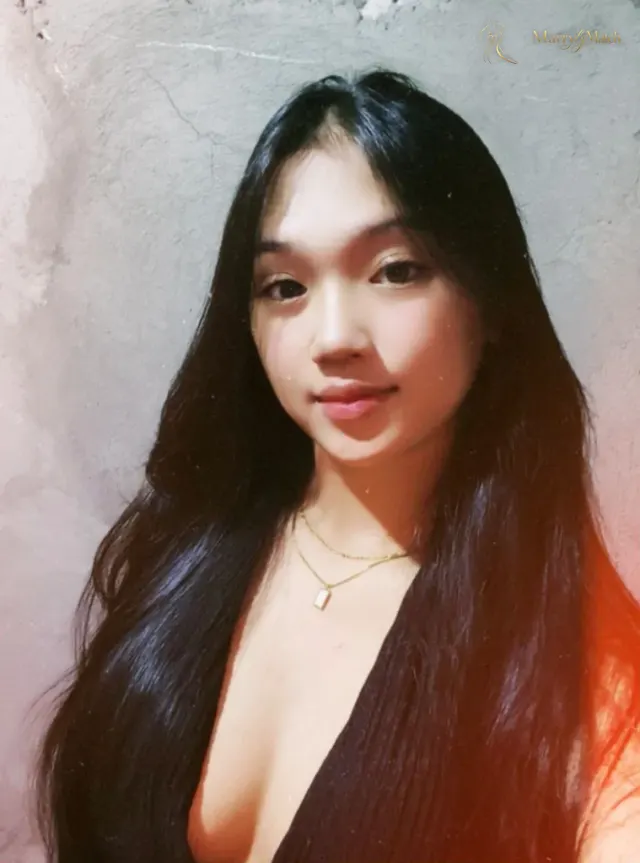 Mae, 25