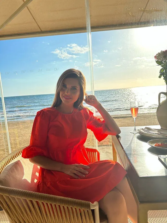 Another photo of Viktoria
