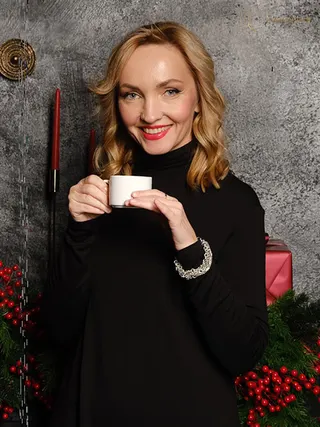 Another photo of OKSANA